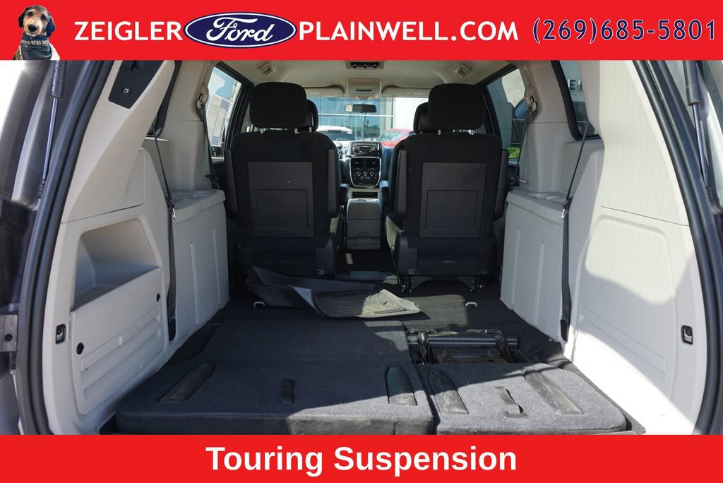 Used 2016 Dodge Grand Caravan SXT FWD image 10