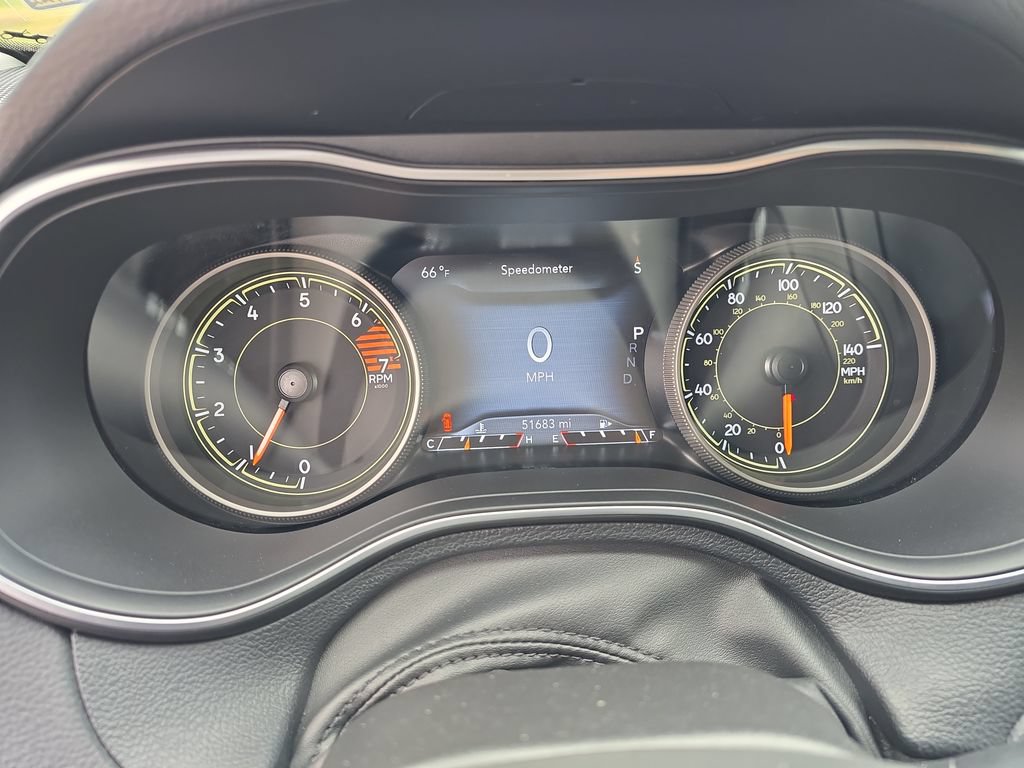 Used 2023 Jeep Cherokee Altitude Lux AWD/4WD image 17