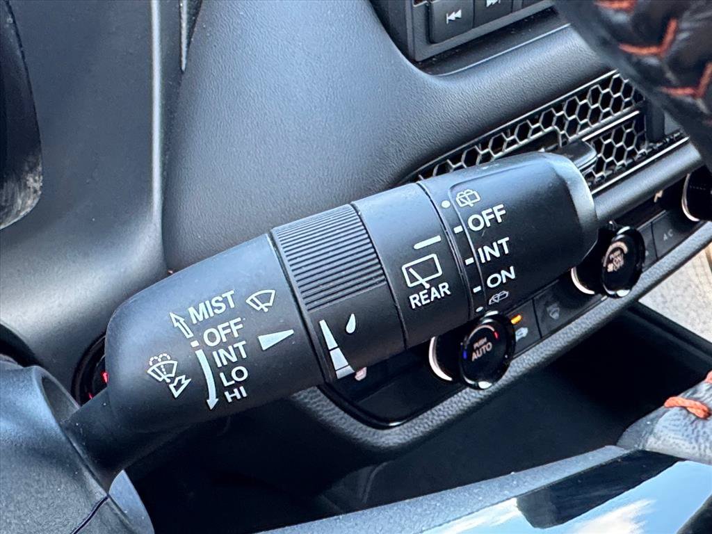 Used 2025 Honda HR-V Sport image 25