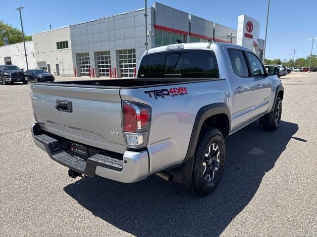 Certified 2022 Toyota Tacoma TRD Off-Road w/ TRD Premium Off Road Package AWD/4WD image 14