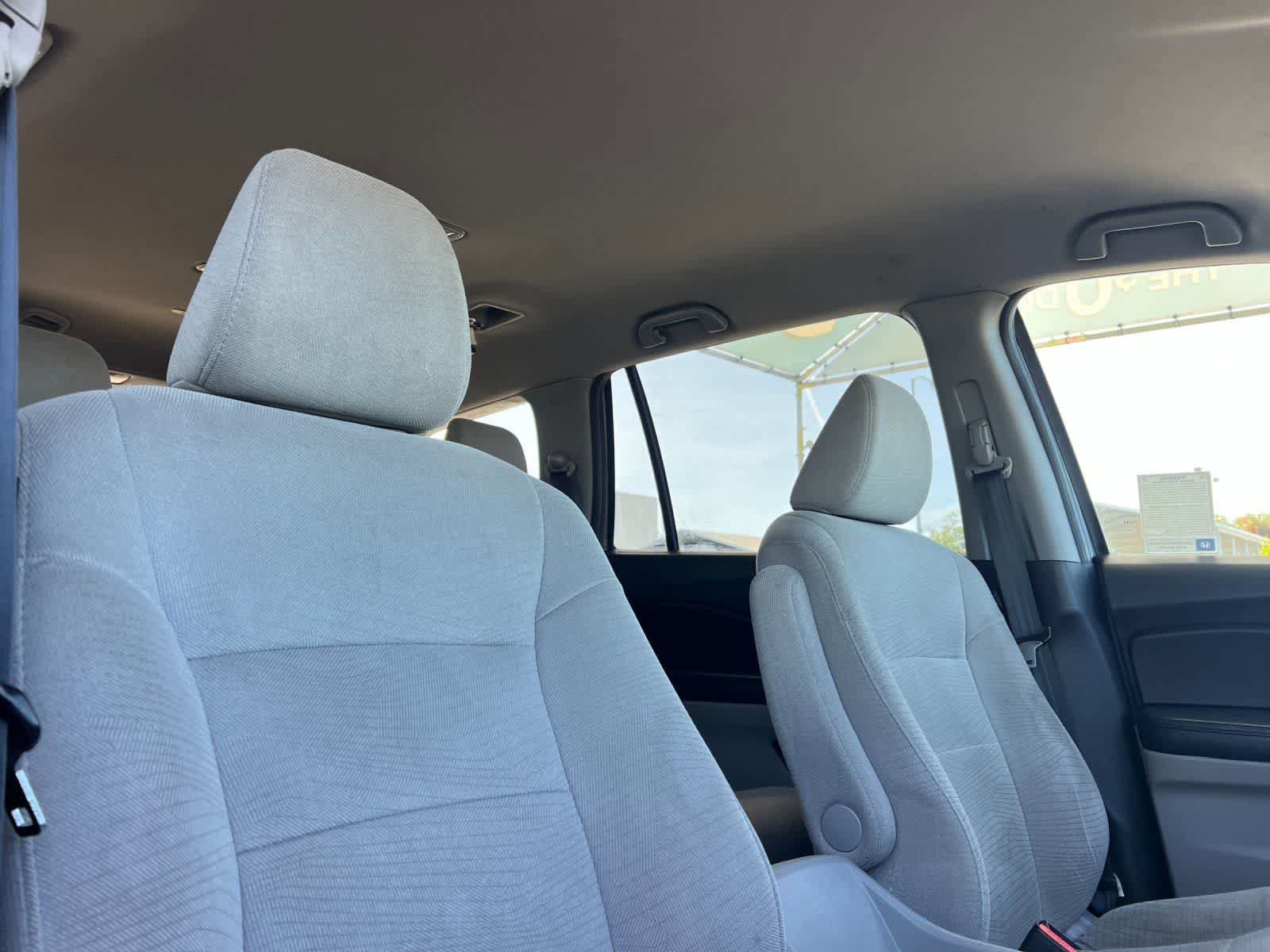 Used 2017 Honda Pilot EX image 18