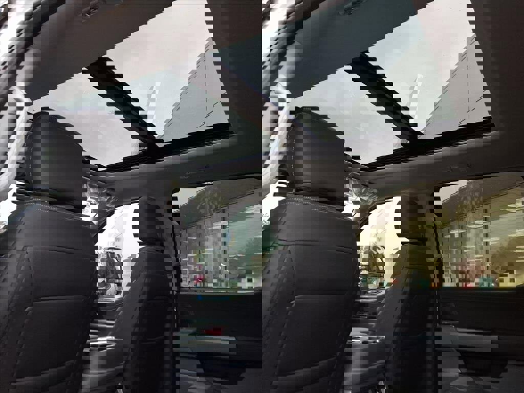 New 2026 Ford F250 XLT w/ XLT Premium Package image 16