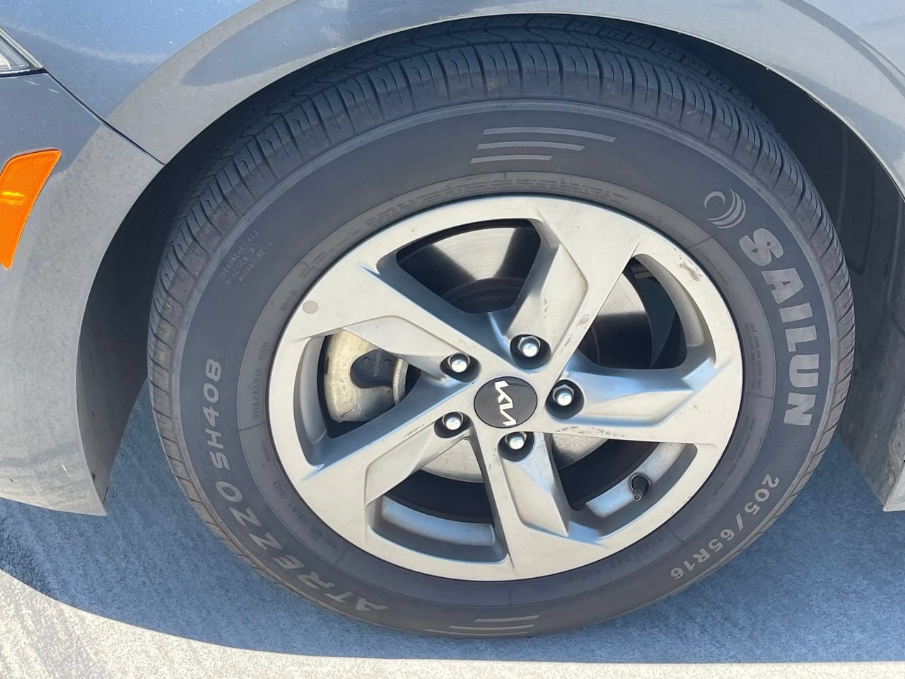 Used 2022 Kia K5 LXS FWD image 5