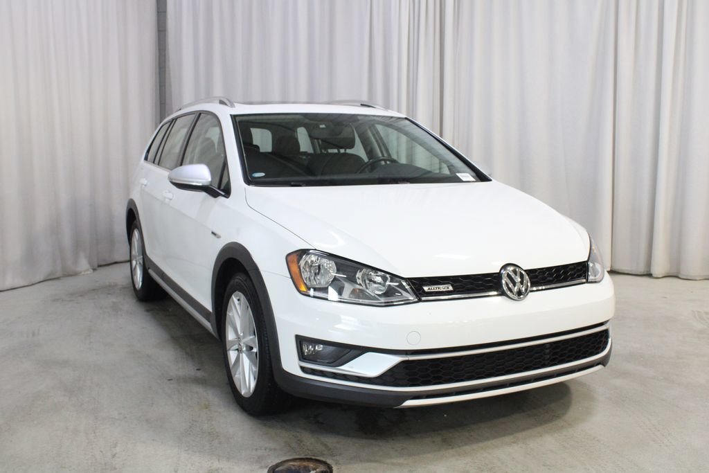 Used 2017 Volkswagen Golf Alltrack SE AWD/4WD image 37
