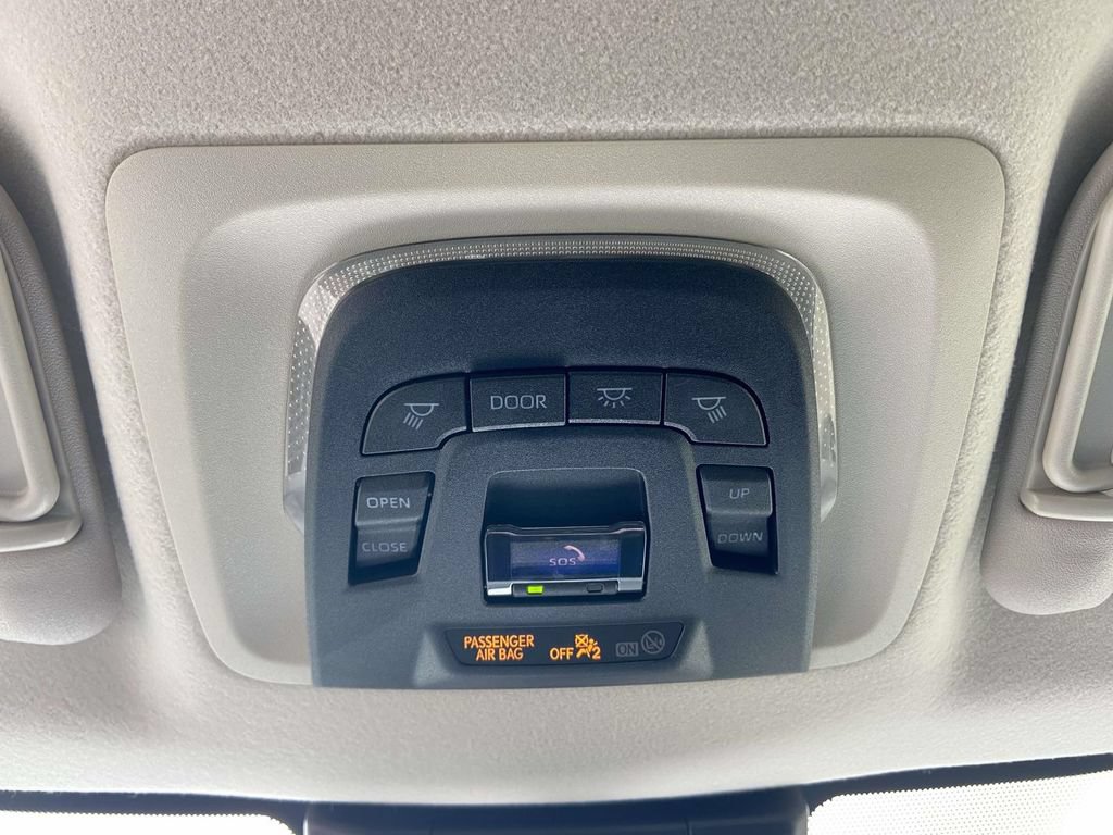 Used 2023 Toyota Corolla LE w/ LE Premium Package FWD image 20