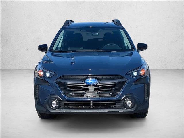 Used 2025 Subaru Outback Premium AWD/4WD image 2