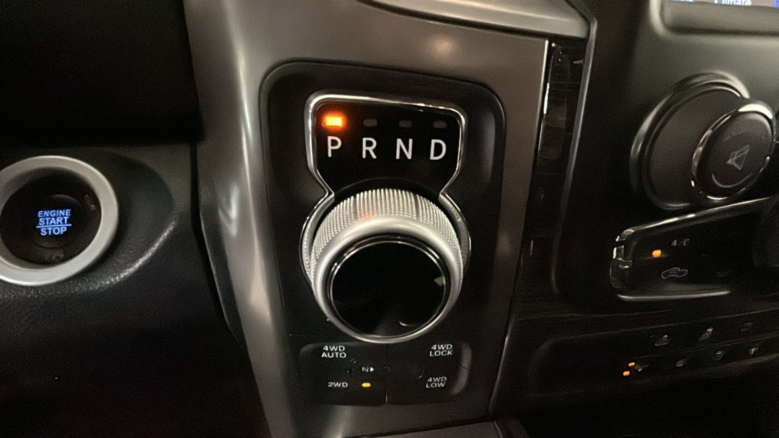 Used 2018 RAM 1500 Limited AWD/4WD image 24