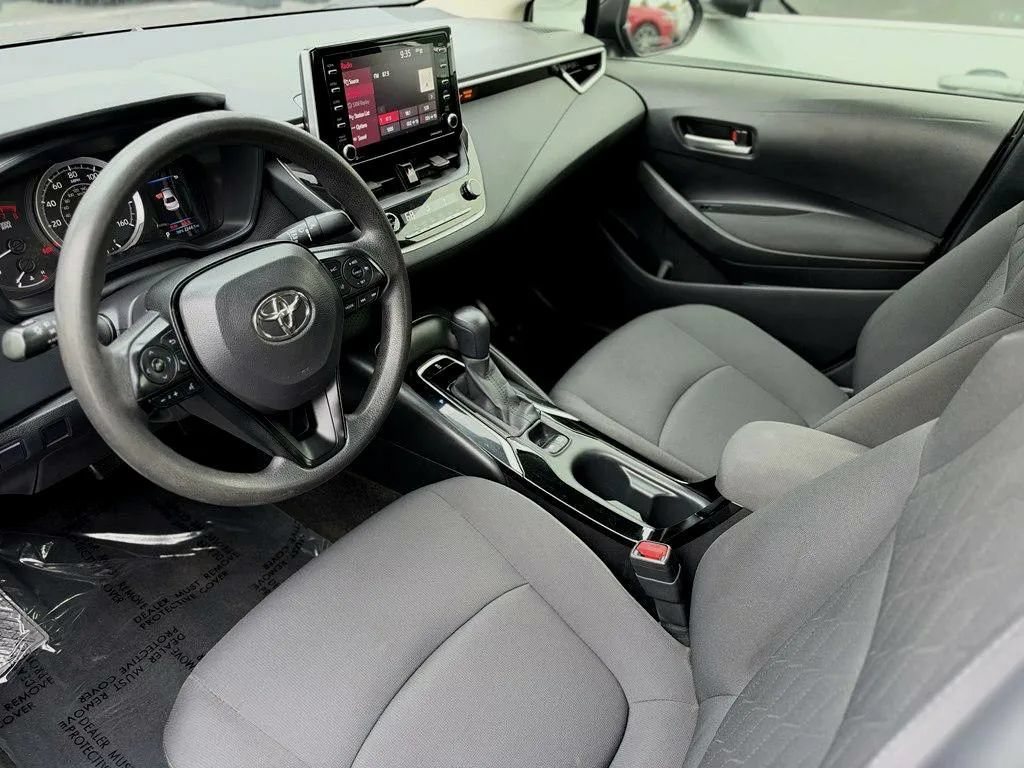 Used 2021 Toyota Corolla LE FWD image 10