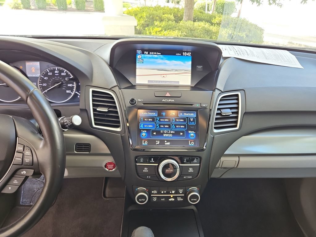 Used 2018 Acura RDX w/ Technology Package FWD image 16