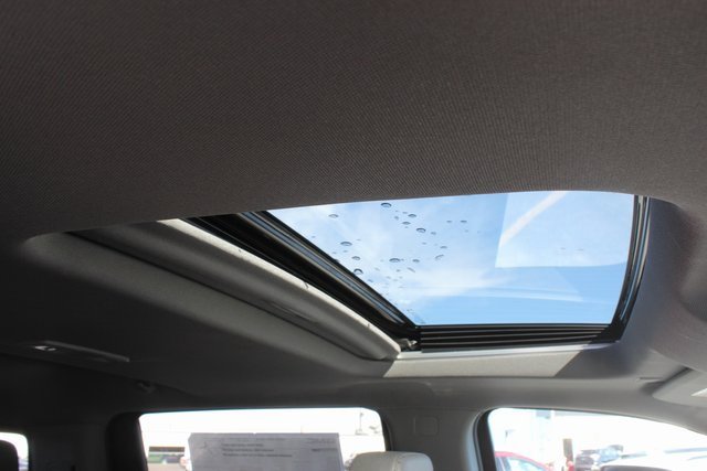 New 2026 GMC Sierra 1500 SLT w/ SLT Premium Package image 5