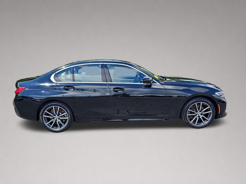 Used 2020 BMW 330i xDrive Sedan w/ Premium Package AWD/4WD image 3