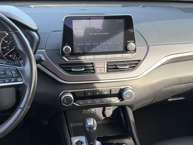 Used 2024 Nissan Altima 2.5 SR image 14