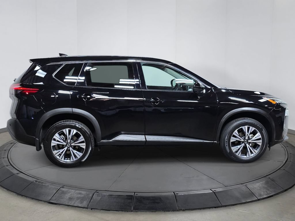 Used 2021 Nissan Rogue SV FWD image 8