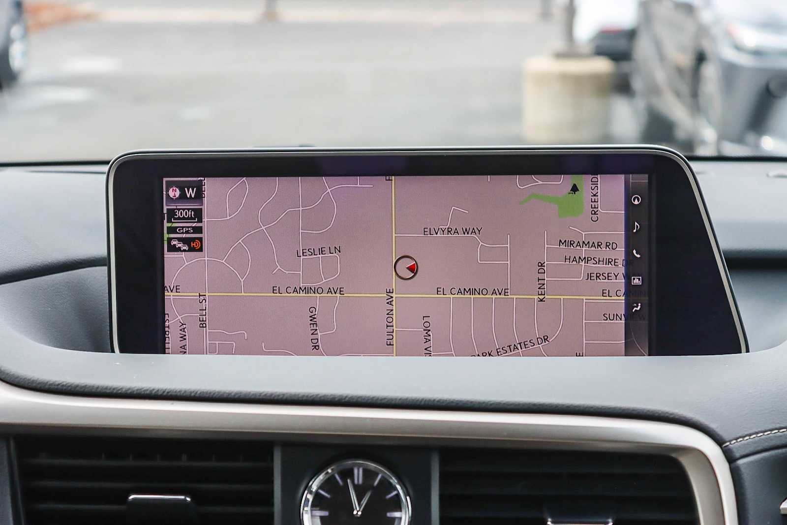 Used 2017 Lexus RX 350 AWD image 13