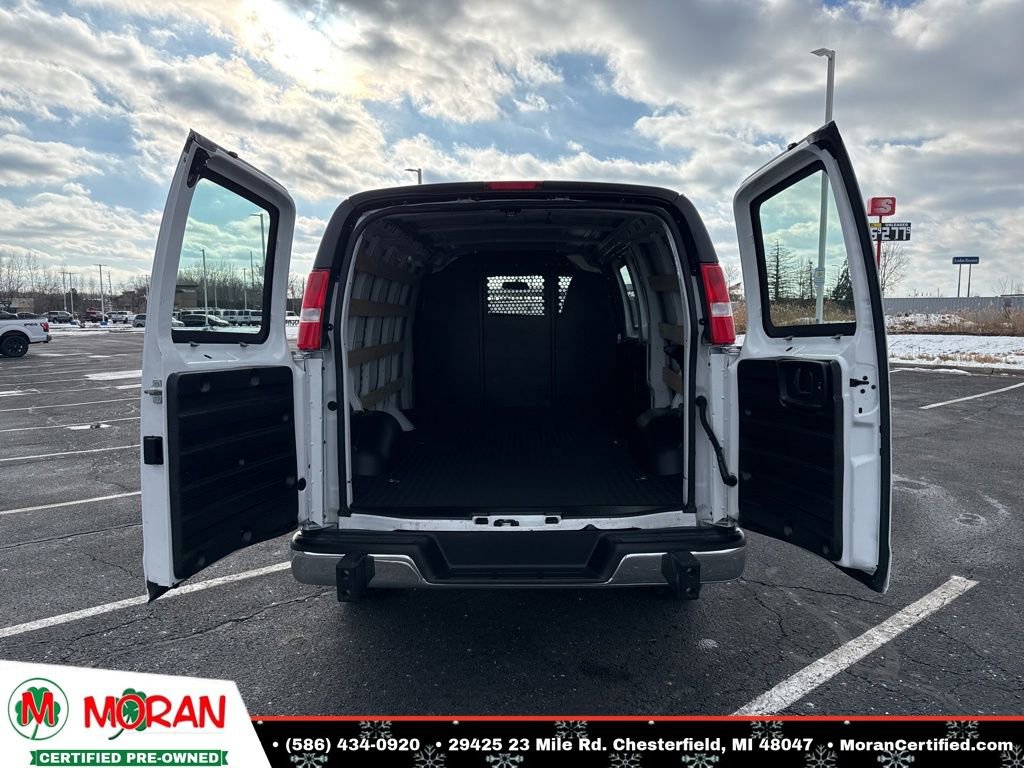 Used 2024 Chevrolet Express 2500 w/ Driver Convenience Package image 23