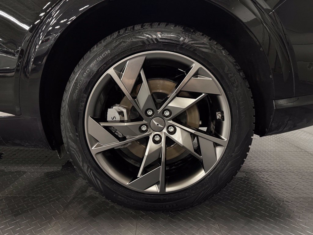 Used 2023 Genesis Electrified GV70 AWD/4WD image 7