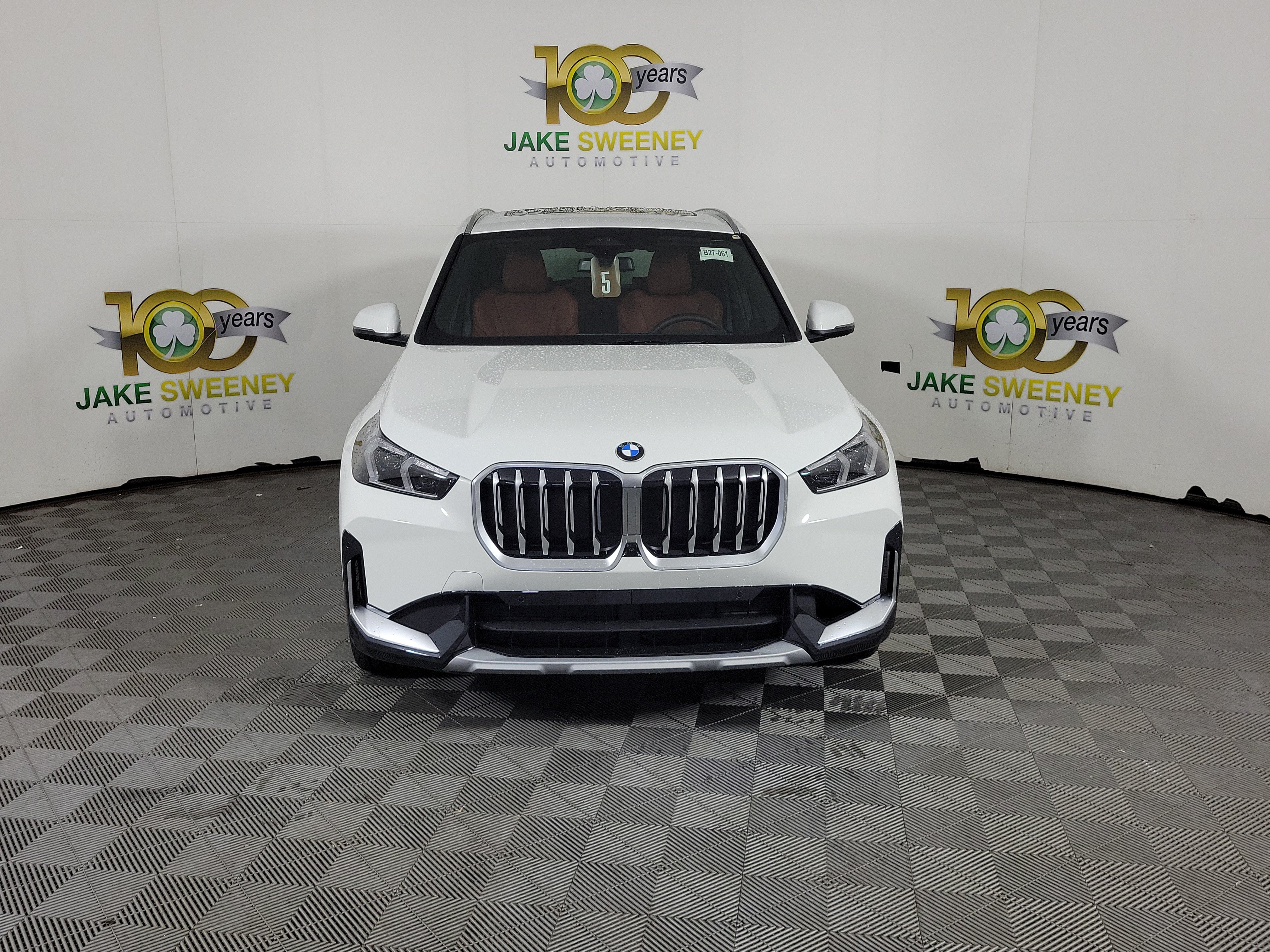 New 2027 BMW X1 xDrive28i AWD/4WD image 2