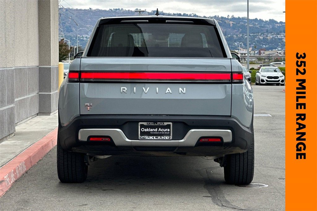 Used 2024 Rivian R1T Adventure image 5
