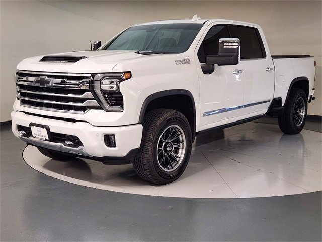 Used 2024 Chevrolet Silverado 2500 High Country w/ High Country Premium Package video 1