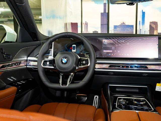 Used 2026 BMW 760i xDrive w/ Premium Package AWD/4WD image 16