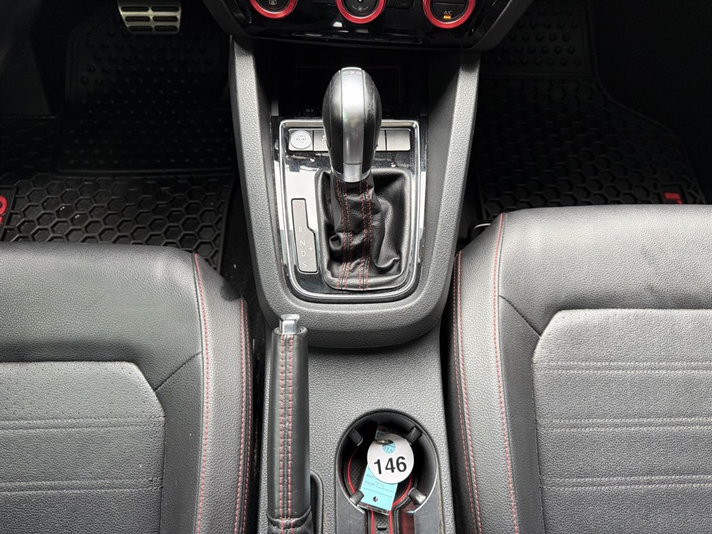 Used 2018 Volkswagen Jetta GLI FWD image 20