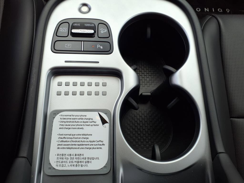 New 2026 Hyundai Ioniq 9 Calligraphy image 24