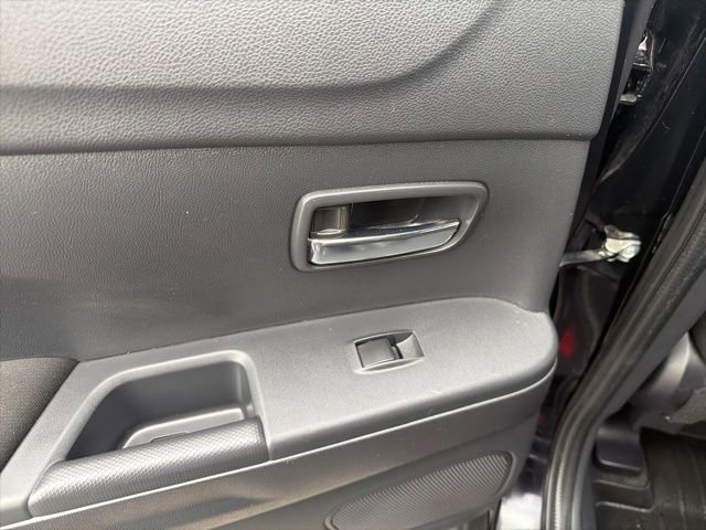 Used 2018 Mitsubishi Outlander Sport ES image 21