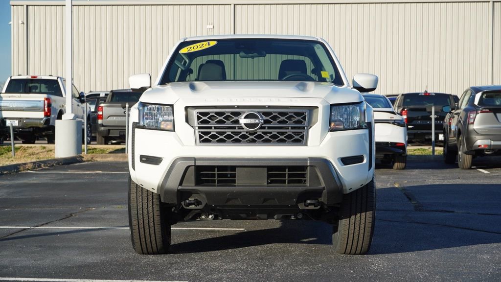 Used 2024 Nissan Frontier SV w/ Technology Package image 10