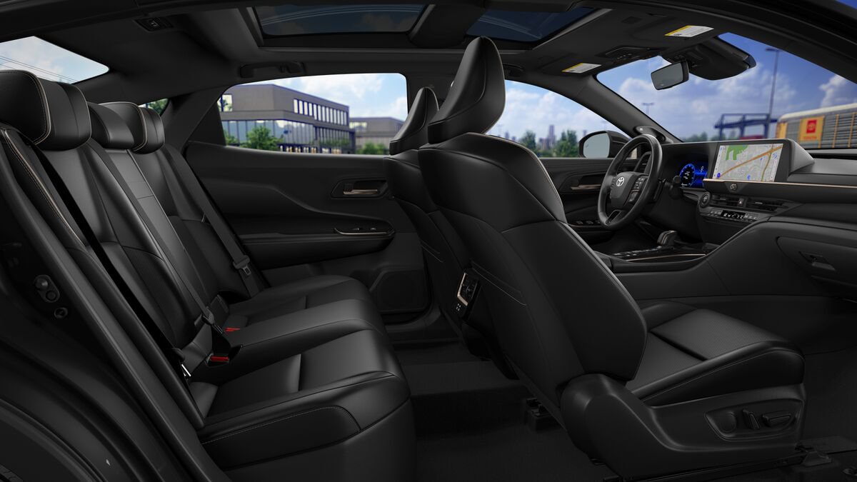 New 2027 Toyota Crown AWD/4WD image 21