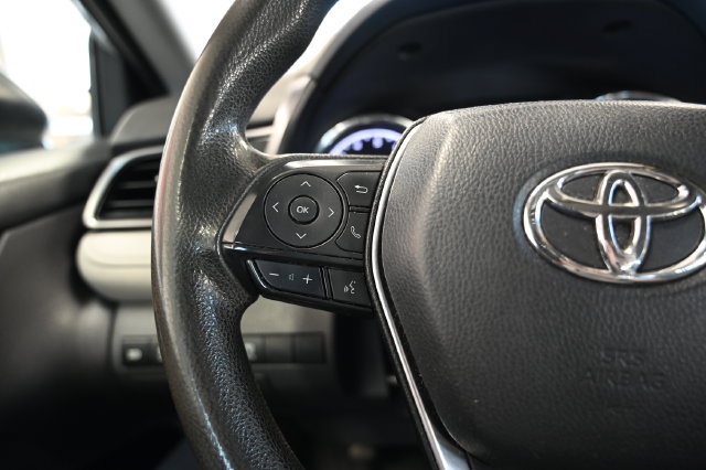 Used 2019 Toyota Camry LE FWD image 21