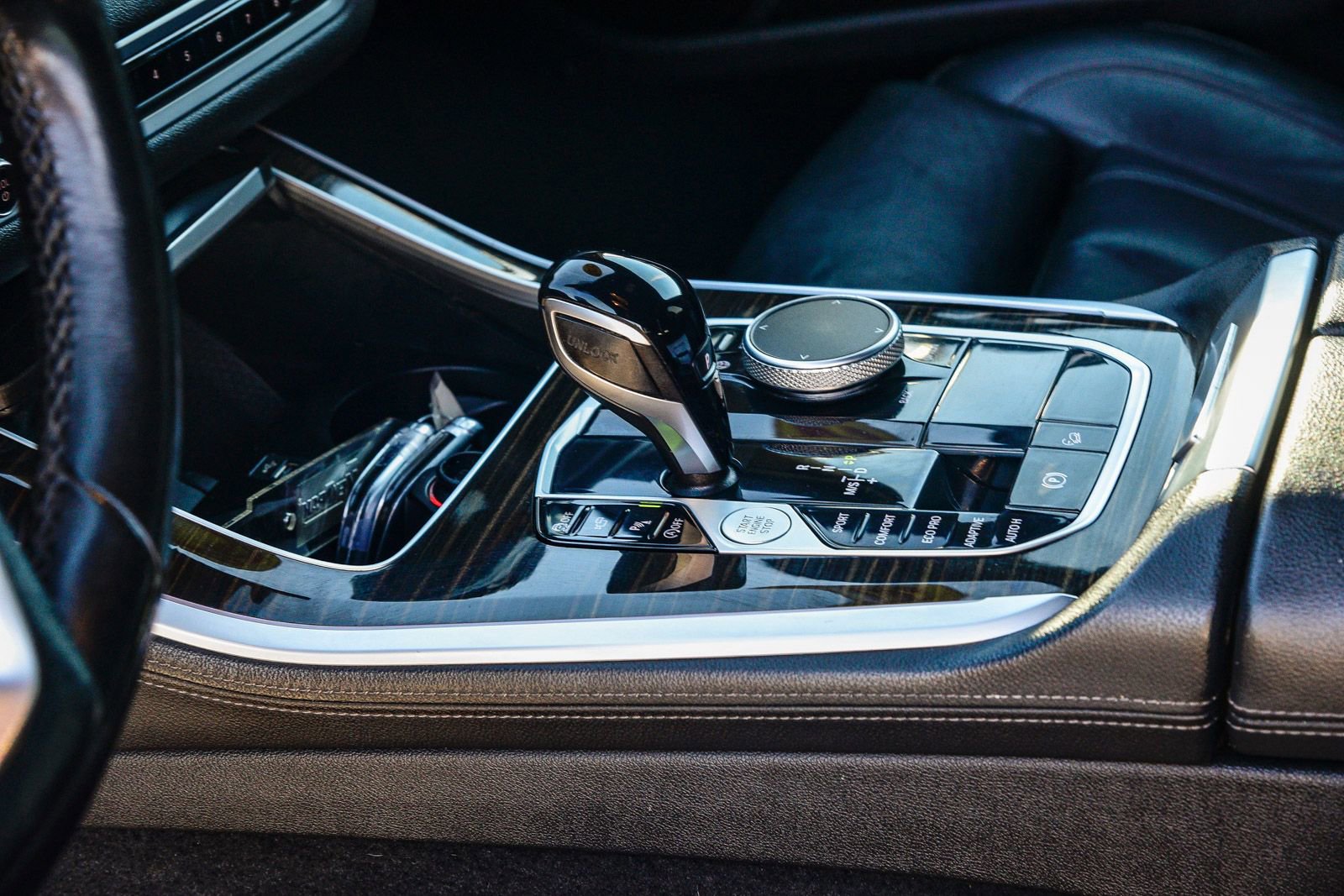 Used 2020 BMW X5 xDrive40i w/ Premium Package image 23