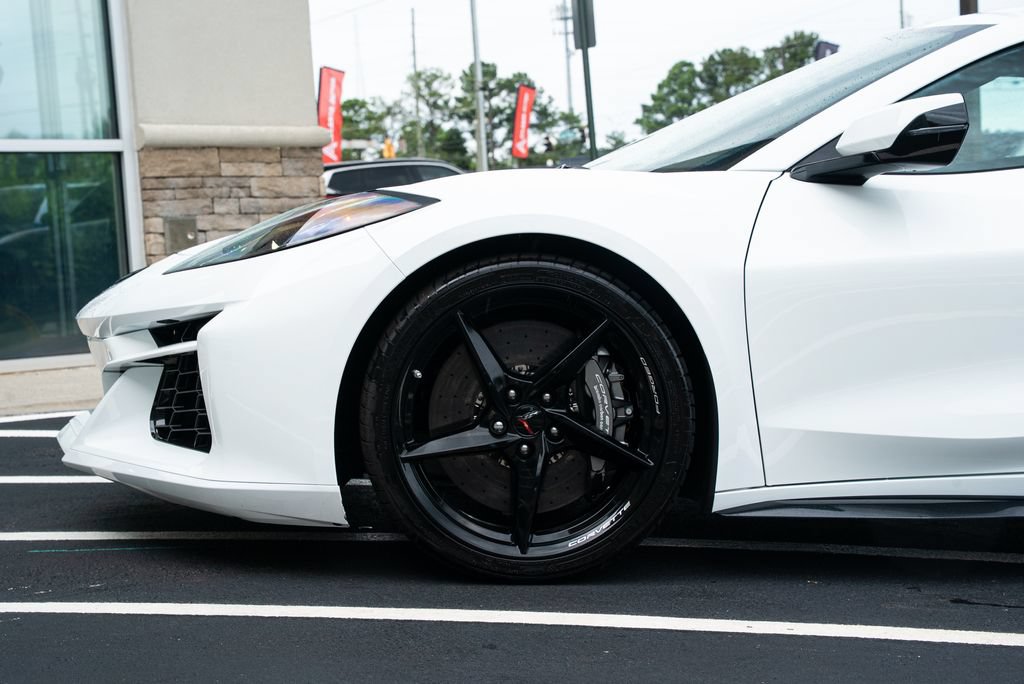Used 2024 Chevrolet Corvette E-Ray AWD/4WD image 25