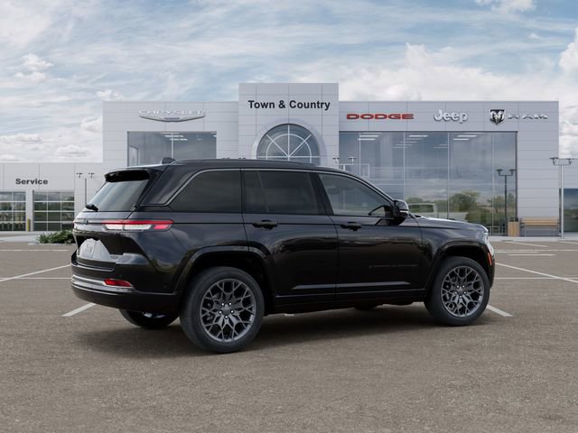 New 2026 Jeep Grand Cherokee Summit image 4
