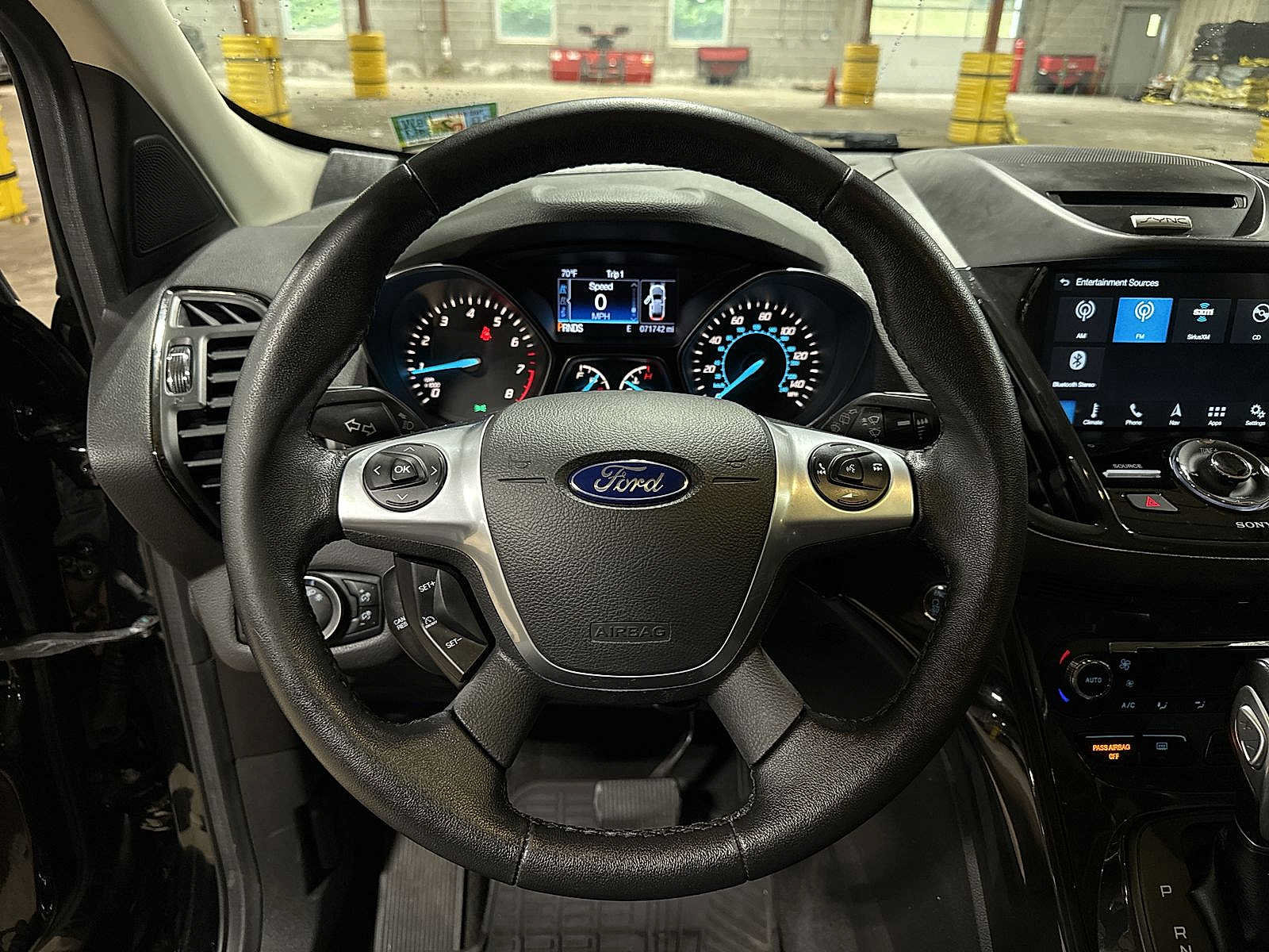 Used 2016 Ford Escape Titanium AWD/4WD image 18