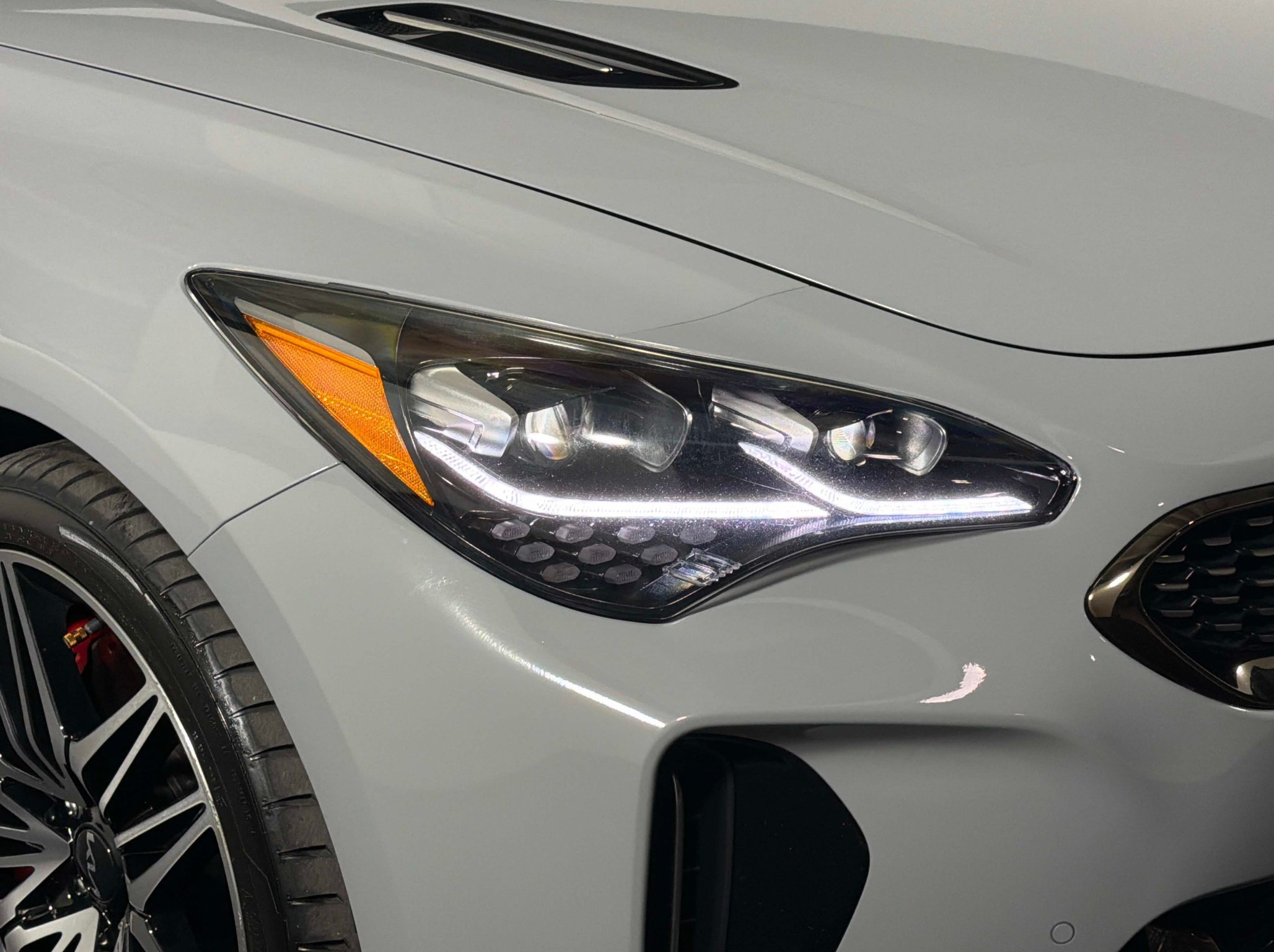Used 2023 Kia Stinger GT2 w/ Red Interior Color Package RWD image 16
