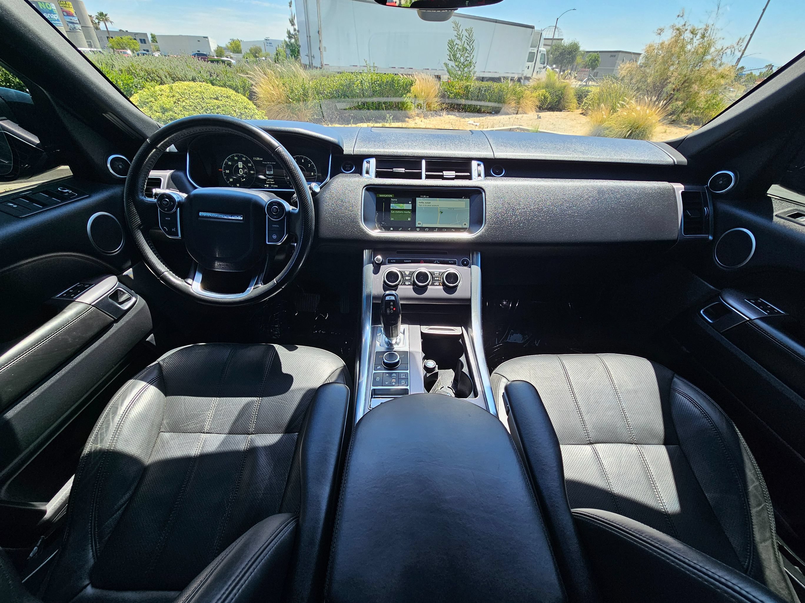 Used 2017 Land Rover Range Rover Sport HSE AWD/4WD image 22