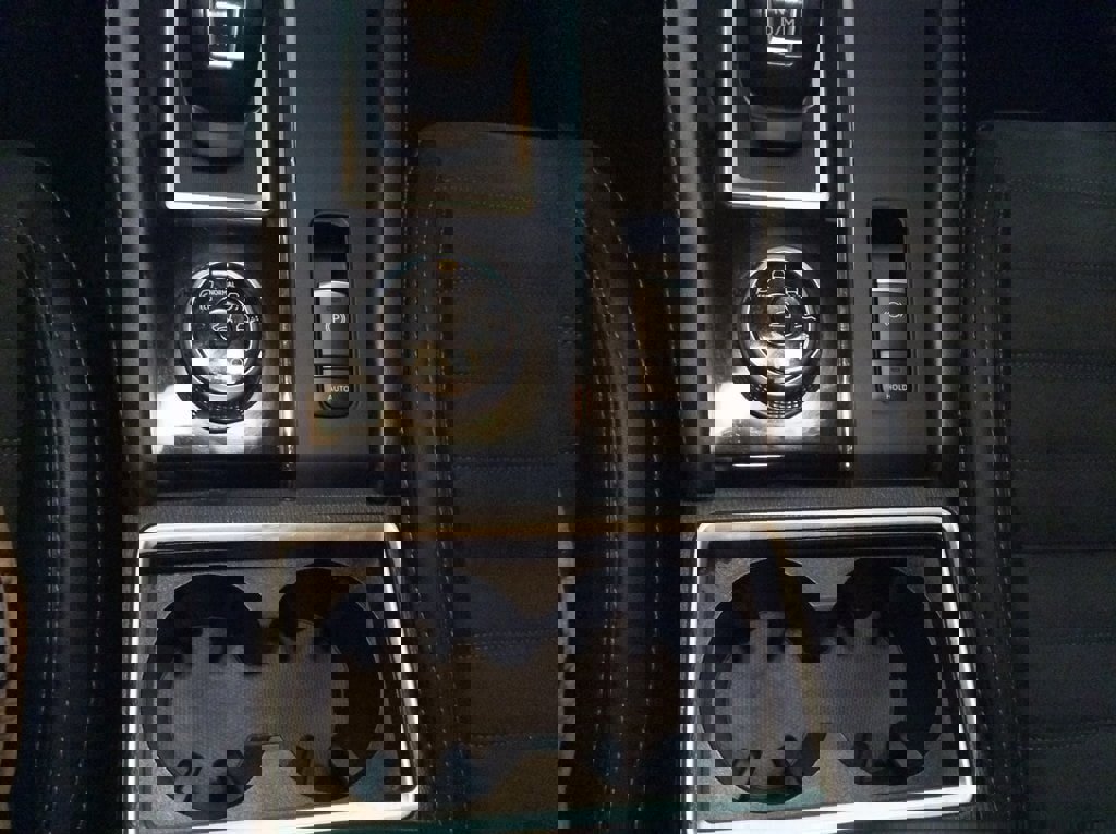 Used 2023 Mitsubishi Outlander SE image 42