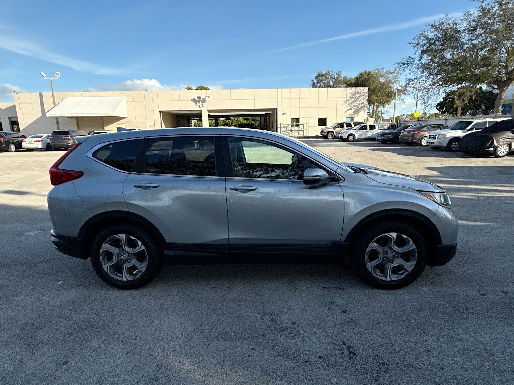 Used 2019 Honda CR-V EX image 8