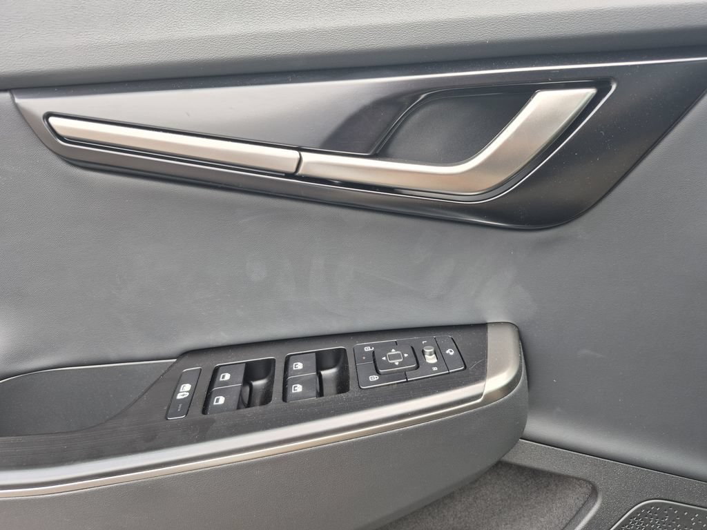 New 2026 Kia EV6 Light AWD/4WD image 7