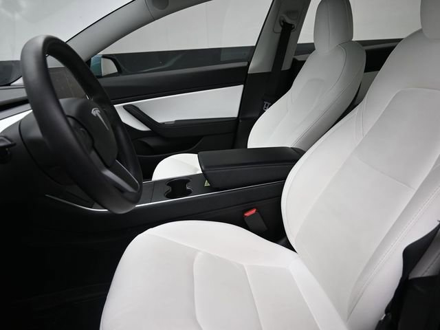 Used 2020 Tesla Model 3 Performance image 16