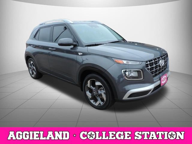 Used 2024 Hyundai Venue SEL FWD image 3