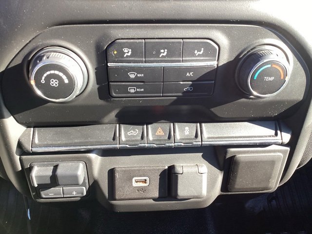 Used 2020 Chevrolet Silverado 3500 W/T w/ WT Convenience Package image 17