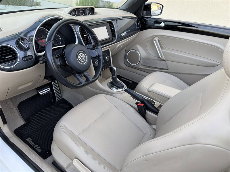 Used 2013 Volkswagen Beetle 2.0T image 14