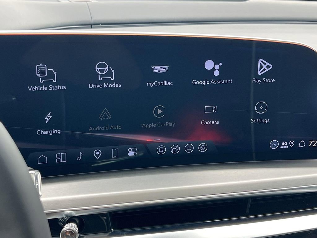 New 2026 Cadillac Lyriq V image 18