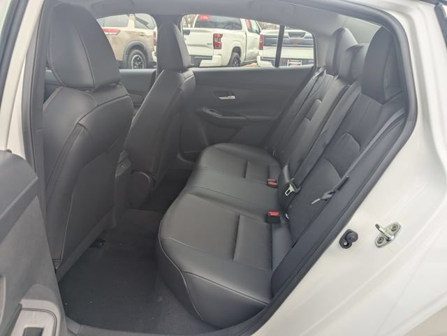 New 2026 Nissan Sentra SR w/ SR Premium Package FWD image 11