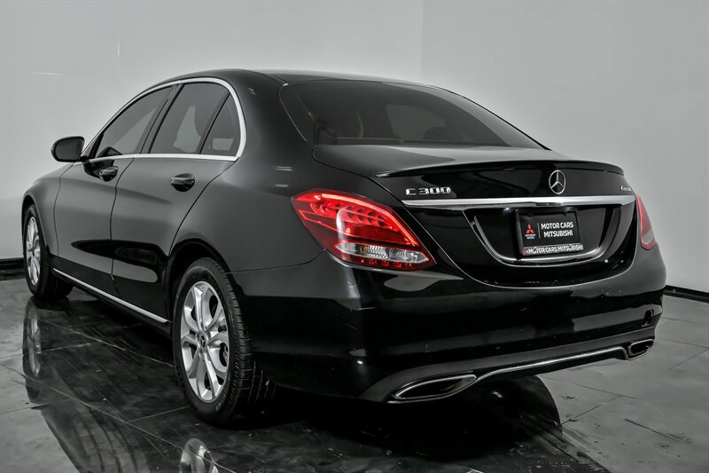Used 2016 Mercedes-Benz C 300 4MATIC Sedan image 8