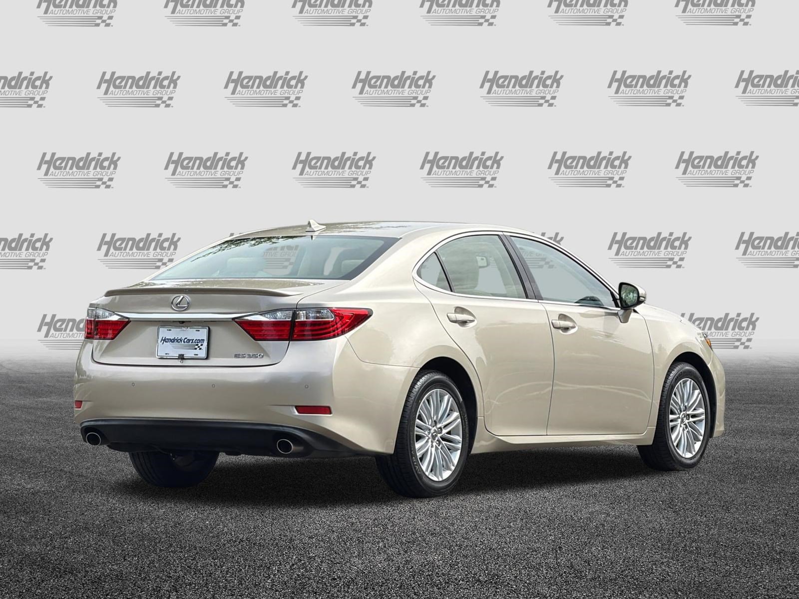 Used 2014 Lexus ES 350 w/ Premium Package FWD image 5
