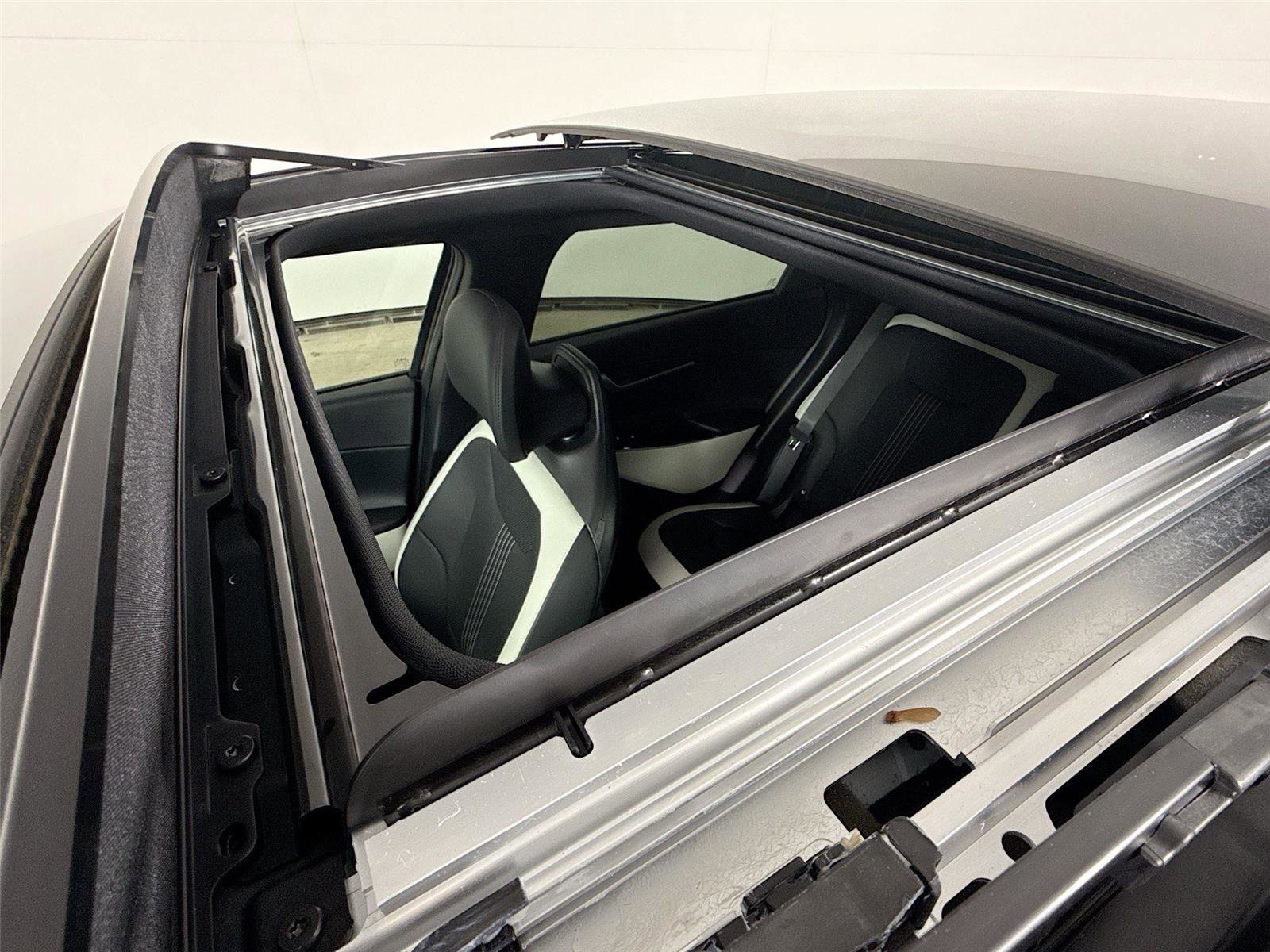 Used 2024 Kia EV6 GT-Line image 24