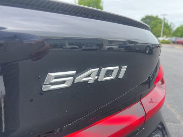 Used 2021 BMW 540i w/ M Sport Package RWD image 8
