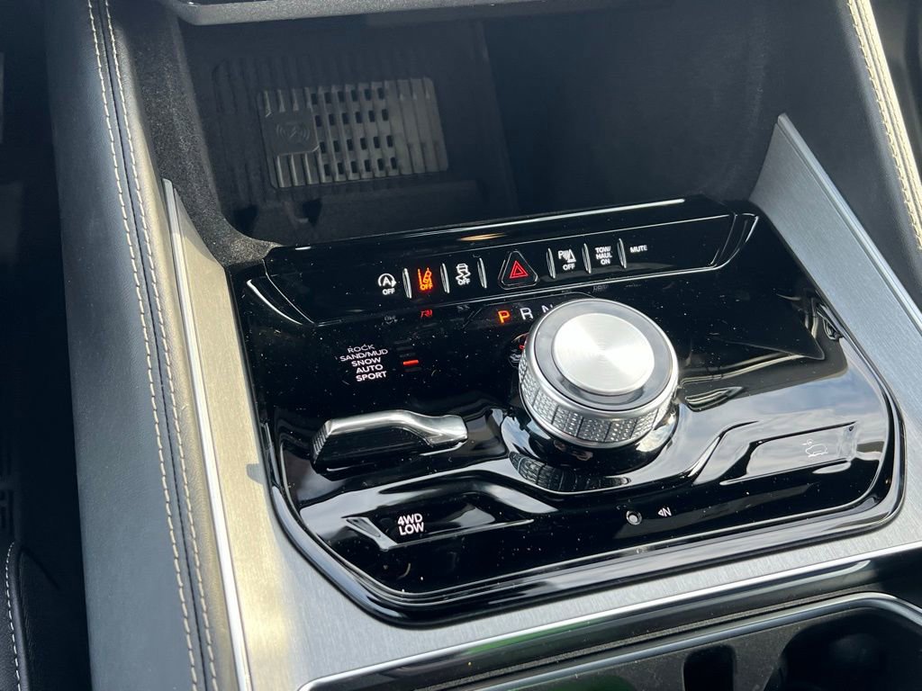 New 2026 Jeep Grand Wagoneer Limited image 33